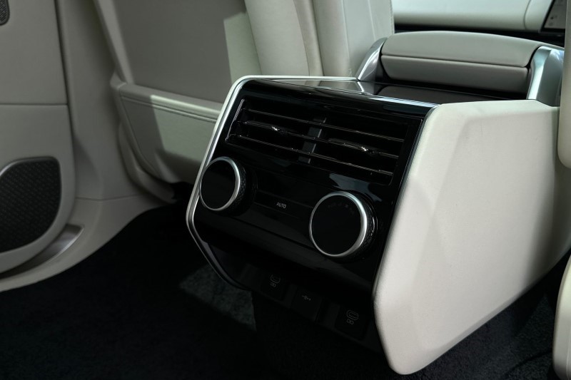 2024 (74) LAND ROVER RANGE ROVER 4.4 P530 V8 Autobiography LWB 4dr Auto 3267653