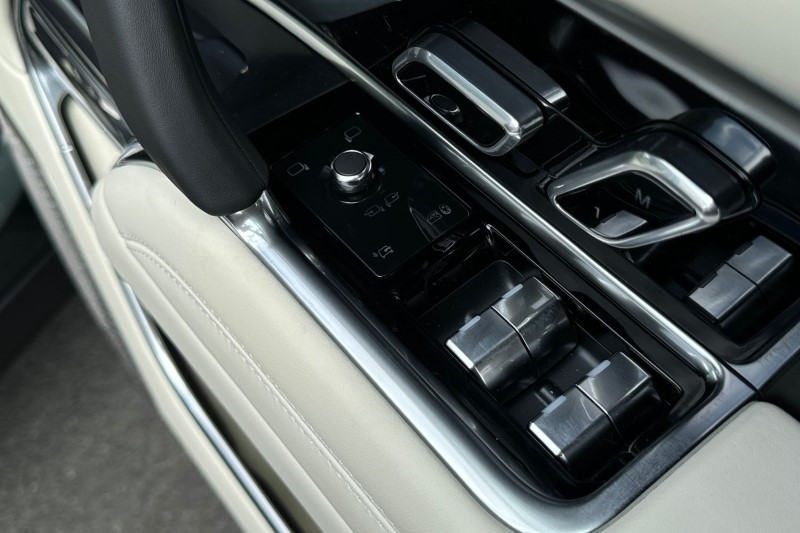 2024 (74) LAND ROVER RANGE ROVER 4.4 P530 V8 Autobiography LWB 4dr Auto 3267622