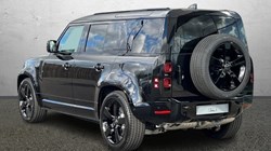LAND ROVER DEFENDER 3.0 D350 X-Dynamic HSE 110 5dr Auto 3561571