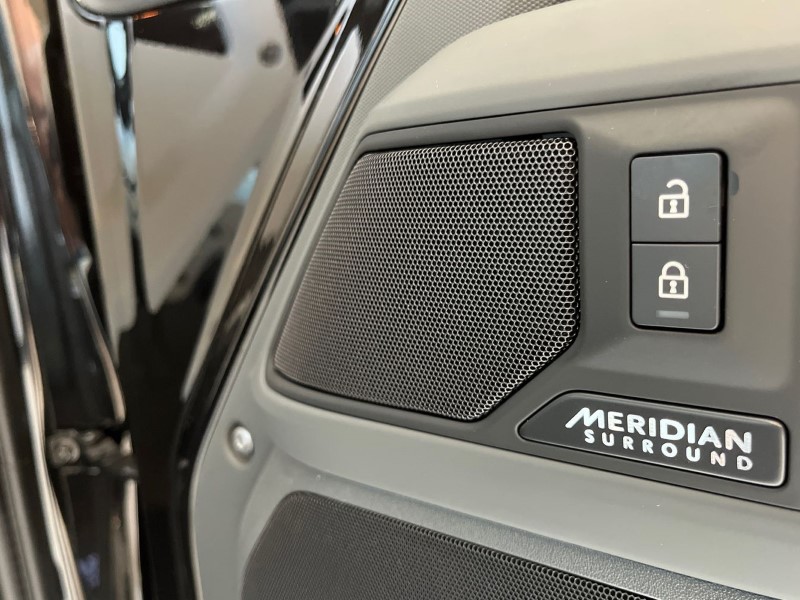  LAND ROVER DEFENDER 3.0 D350 X-Dynamic HSE 110 5dr Auto 3561582