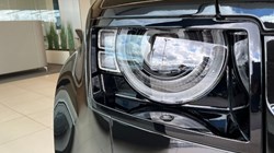 LAND ROVER DEFENDER 3.0 D350 X-Dynamic HSE 110 5dr Auto 3561604