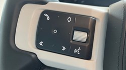 LAND ROVER DEFENDER 3.0 D350 X-Dynamic HSE 110 5dr Auto 3561588