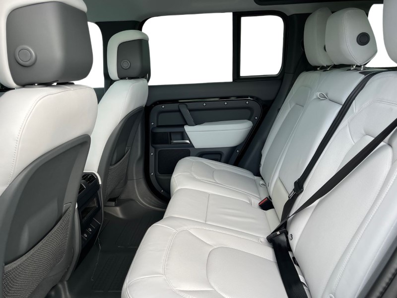  LAND ROVER DEFENDER 3.0 D350 X-Dynamic HSE 110 5dr Auto 3561573