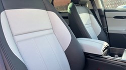 LAND ROVER RANGE ROVER EVOQUE 1.5 P270e Dynamic SE 5dr Auto 3553649