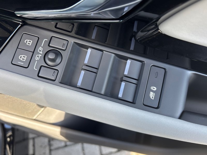  LAND ROVER RANGE ROVER EVOQUE 1.5 P270e Dynamic SE 5dr Auto 3553646