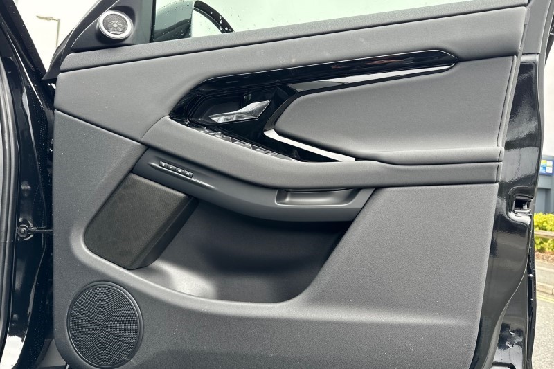 2024 (74) LAND ROVER RANGE ROVER EVOQUE 1.5 P270e Dynamic SE 5dr Auto 3474155