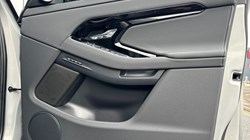 LAND ROVER RANGE ROVER EVOQUE 1.5 P270e Dynamic SE 5dr Auto 3474193