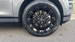 LAND ROVER RANGE ROVER EVOQUE 1.5 P270e Dynamic HSE 5dr Auto 3580641