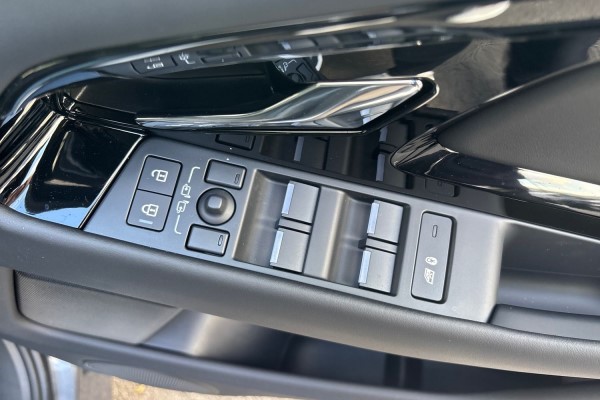  LAND ROVER RANGE ROVER EVOQUE 1.5 P270e Dynamic HSE 5dr Auto 3580646