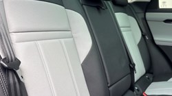 2024 (74) LAND ROVER RANGE ROVER EVOQUE 2.0 D200 Dynamic SE 5dr Auto 3553157