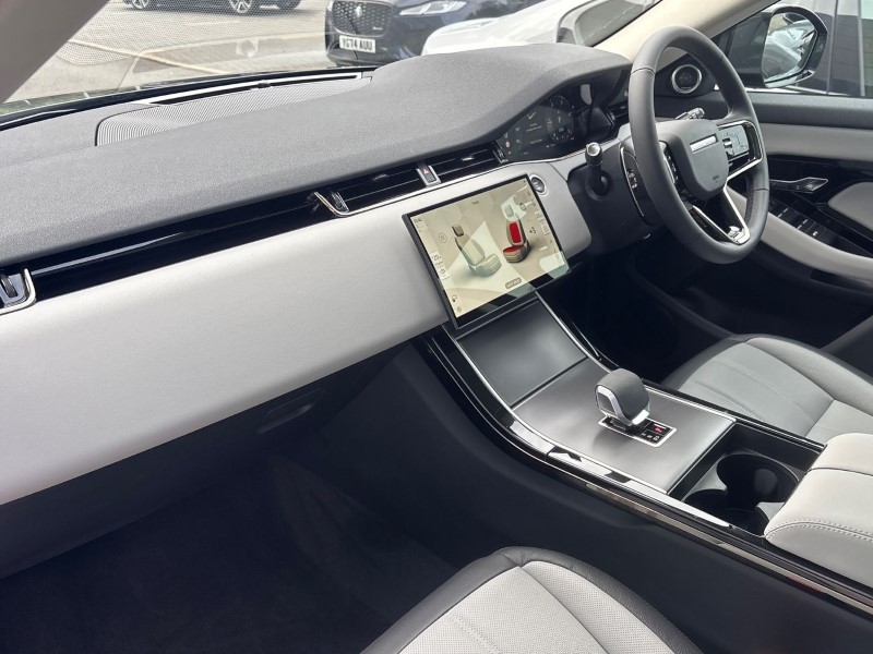 2024 (74) LAND ROVER RANGE ROVER EVOQUE 2.0 D200 Dynamic SE 5dr Auto 3553159