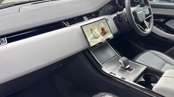 2024 (74) LAND ROVER RANGE ROVER EVOQUE 2.0 D200 Dynamic SE 5dr Auto 3553159