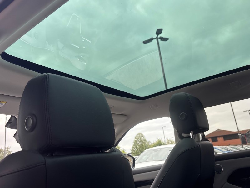 2024 (74) LAND ROVER RANGE ROVER EVOQUE 2.0 D200 Dynamic SE 5dr Auto 3553135