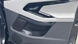 2024 (74) LAND ROVER RANGE ROVER EVOQUE 2.0 D200 Dynamic SE 5dr Auto 3553136