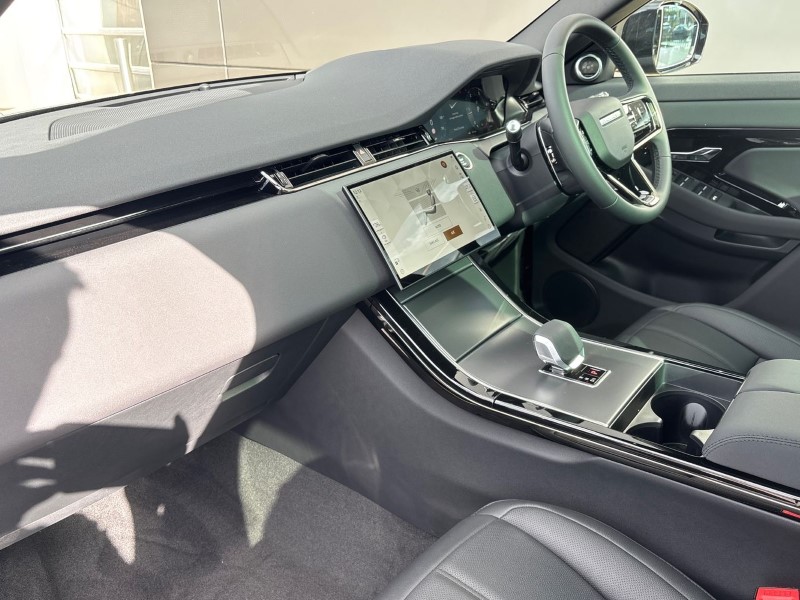 2024 (74) LAND ROVER RANGE ROVER EVOQUE 2.0 D200 Dynamic SE 5dr Auto 3553848