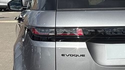 2024 (74) LAND ROVER RANGE ROVER EVOQUE 2.0 D200 Dynamic SE 5dr Auto 3553853