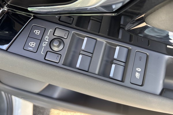  LAND ROVER RANGE ROVER EVOQUE 2.0 D200 Dynamic SE 5dr Auto 3570113