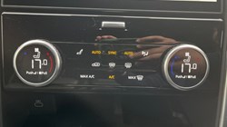 2024 (74) LAND ROVER COMMERCIAL DISCOVERY 3.0 D350 Dynamic HSE Commercial Auto 3556332