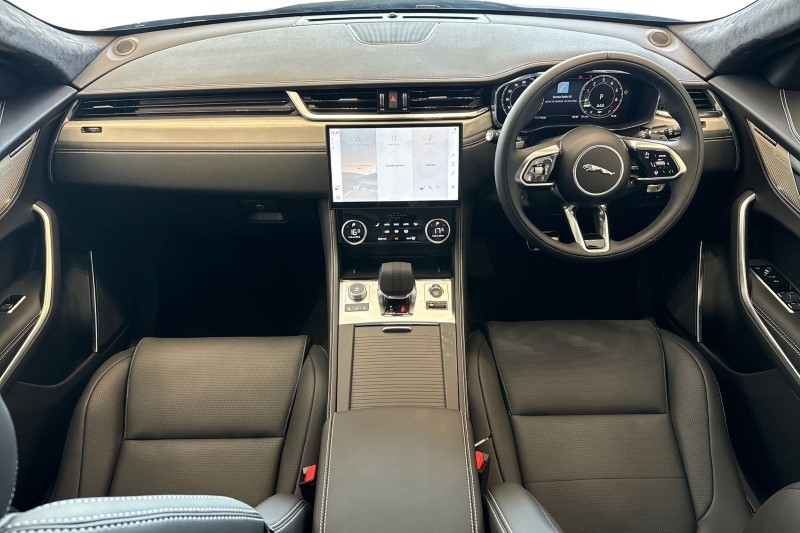 2024 (74) JAGUAR F-PACE 2.0 P400e R-Dynamic HSE Black 5dr Auto AWD 3541806