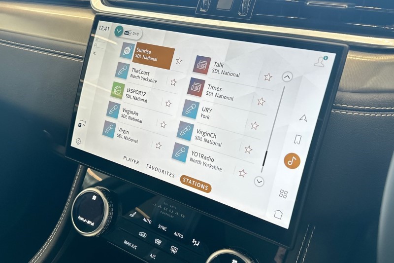 2024 (74) JAGUAR F-PACE 2.0 P400e R-Dynamic HSE Black 5dr Auto AWD 3541820