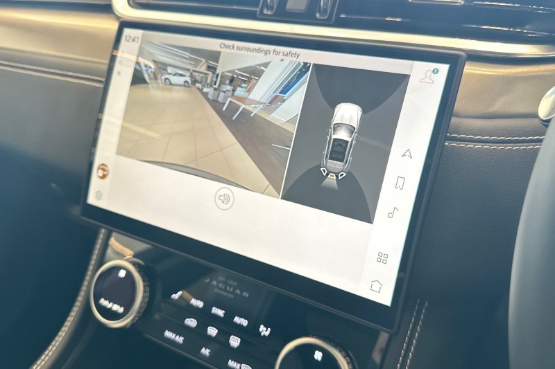 2024 (74) JAGUAR F-PACE 2.0 P400e R-Dynamic HSE Black 5dr Auto AWD 3541819