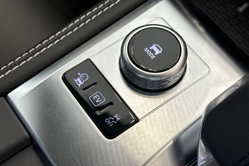 2024 (74) JAGUAR F-PACE 2.0 P400e R-Dynamic HSE Black 5dr Auto AWD 3541822