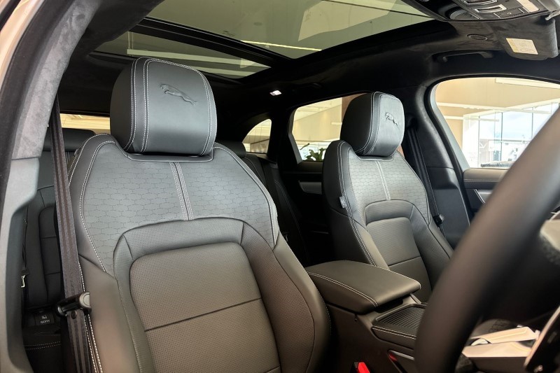 2024 (74) JAGUAR F-PACE 2.0 P400e R-Dynamic HSE Black 5dr Auto AWD 3541812