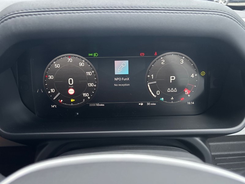  LAND ROVER DEFENDER 3.0 D250 X-Dynamic SE 90 3dr Auto 3551147