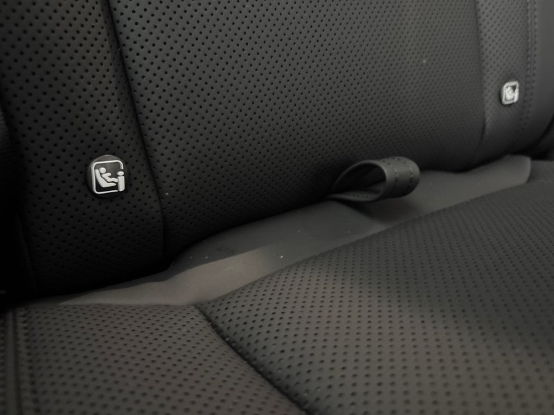  LAND ROVER DEFENDER 3.0 D250 X-Dynamic SE 90 3dr Auto 3551158