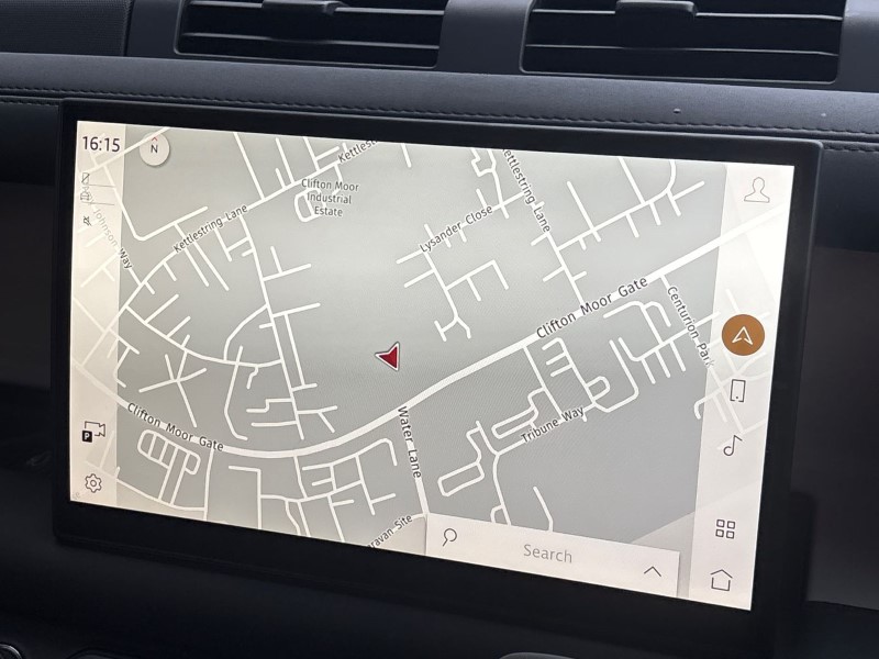  LAND ROVER DEFENDER 3.0 D250 X-Dynamic SE 90 3dr Auto 3551150