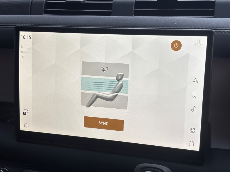  LAND ROVER DEFENDER 3.0 D250 X-Dynamic SE 90 3dr Auto 3551153