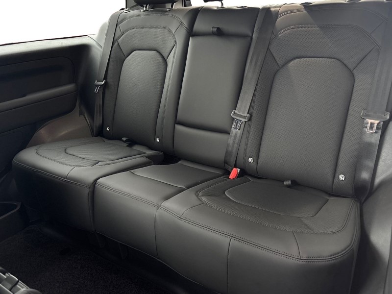  LAND ROVER DEFENDER 3.0 D250 X-Dynamic SE 90 3dr Auto 3551134