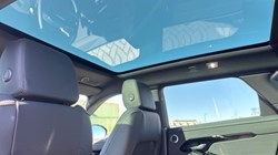 LAND ROVER RANGE ROVER EVOQUE 1.5 P270e Edition 5dr Auto 4059052