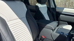 LAND ROVER DISCOVERY 3.0 D350 Dynamic HSE 5dr Auto 4364466
