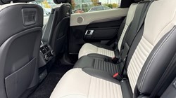 LAND ROVER DISCOVERY 3.0 D350 Metropolitan Edition 5dr Auto 4666126