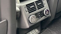 LAND ROVER DISCOVERY 3.0 D350 Metropolitan Edition 5dr Auto 4666140