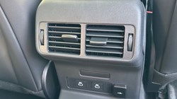 LAND ROVER RANGE ROVER VELAR 2.0 D200 MHEV Dynamic SE 5dr Auto 4759400