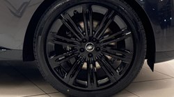 LAND ROVER RANGE ROVER 3.0 D300 Edition 4dr Auto 4834059