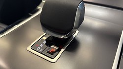 LAND ROVER RANGE ROVER VELAR 2.0 D200 MHEV Dynamic SE 5dr Auto 4920871