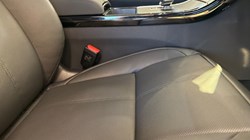 LAND ROVER RANGE ROVER VELAR 2.0 D200 MHEV Dynamic SE 5dr Auto 4920883