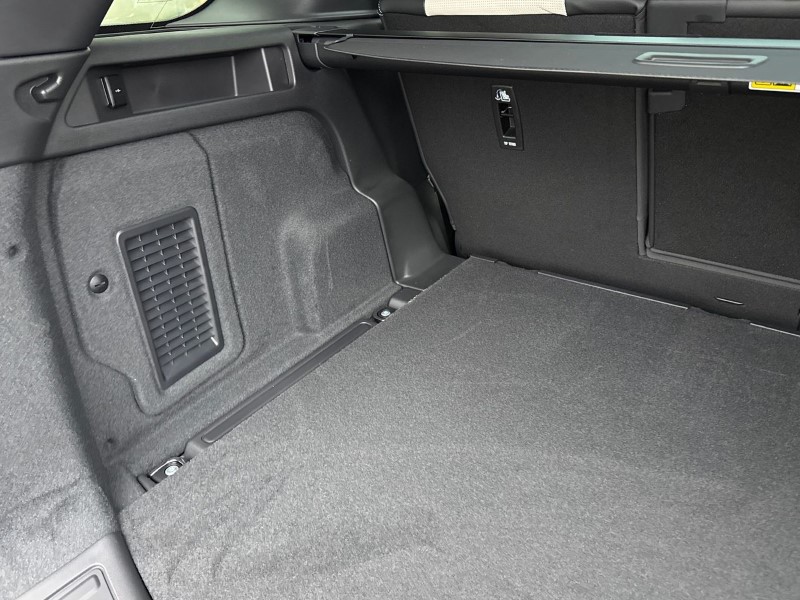  LAND ROVER DISCOVERY SPORT 2.0 D200 Landmark 5dr Auto [5 Seat] 5015678