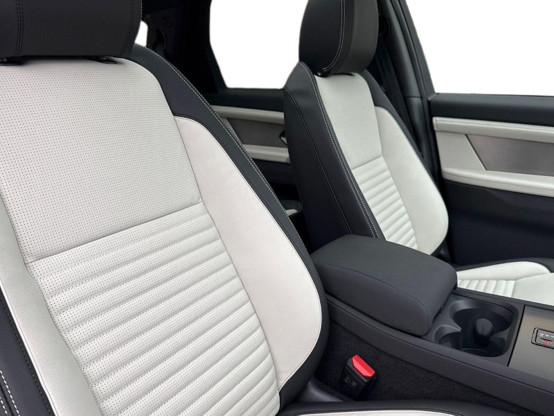  LAND ROVER DISCOVERY SPORT 2.0 D200 Landmark 5dr Auto [5 Seat] 5015671