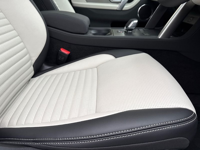  LAND ROVER DISCOVERY SPORT 2.0 D200 Landmark 5dr Auto [5 Seat] 5015670