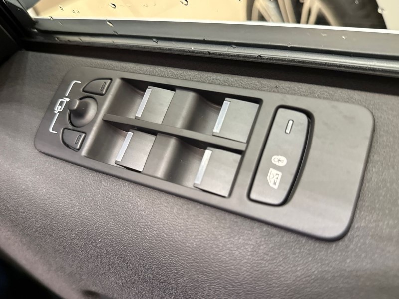  LAND ROVER DISCOVERY SPORT 2.0 D200 Landmark 5dr Auto [5 Seat] 4993827