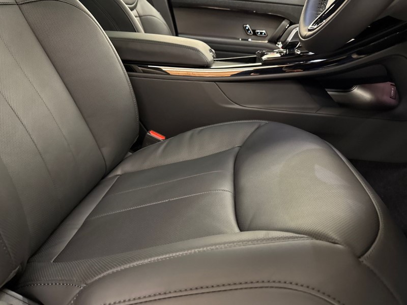  LAND ROVER RANGE ROVER SPORT 3.0 D300 Dynamic SE 5dr Auto 4992189