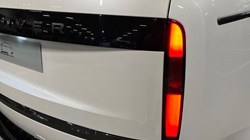 LAND ROVER RANGE ROVER 3.0 D300 SE 4dr Auto 4849333