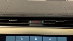 LAND ROVER RANGE ROVER 3.0 D300 SE 4dr Auto 4849322