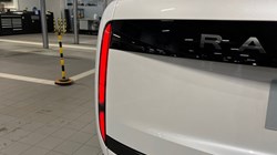 LAND ROVER RANGE ROVER 3.0 D300 SE 4dr Auto 4849305