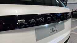 LAND ROVER RANGE ROVER 3.0 D300 SE 4dr Auto 4849332