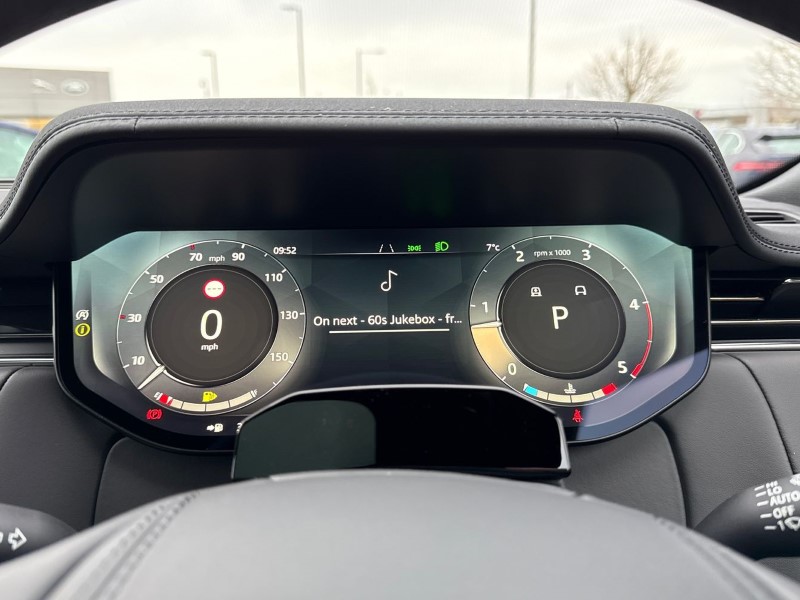  LAND ROVER RANGE ROVER 3.0 D300 SE 4dr Auto 4943597